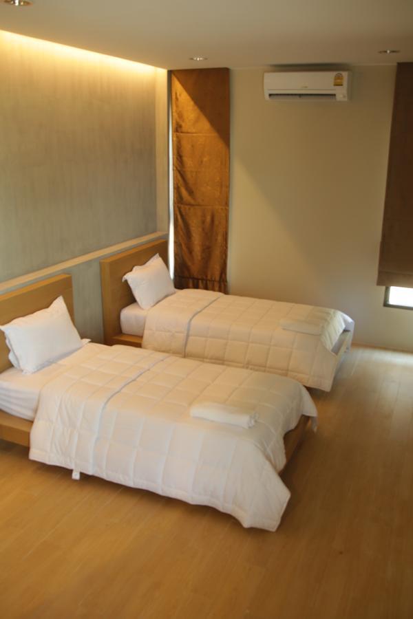The Residence Thepkanjana Ban Khlong Krathum Baen Exterior photo