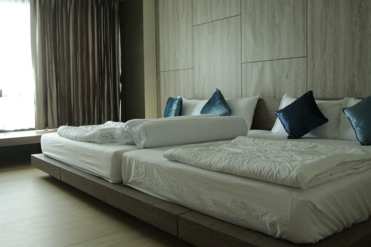 The Residence Thepkanjana Ban Khlong Krathum Baen Exterior photo