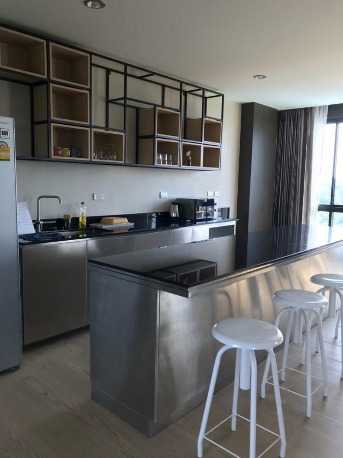 The Residence Thepkanjana Ban Khlong Krathum Baen Exterior photo